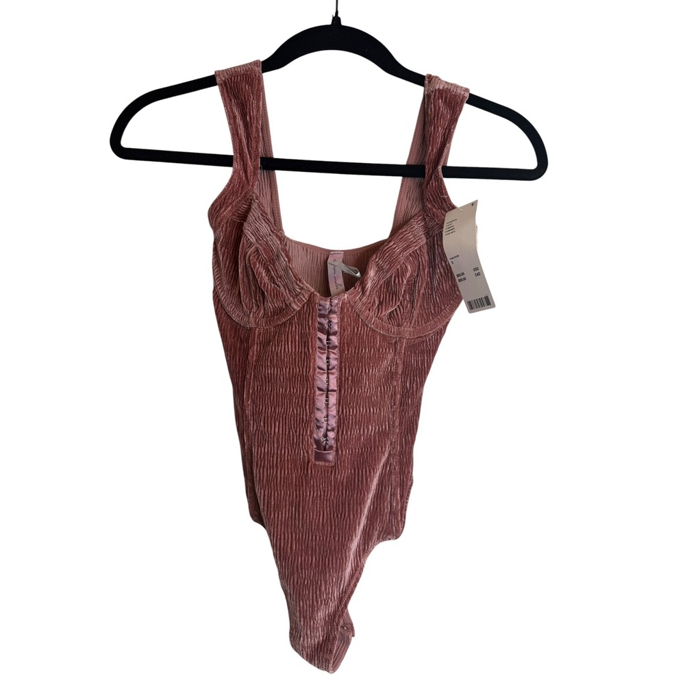 Urban Outfitters Out From Under Pink Rose Velvet Corset Bodysuit Small NWT